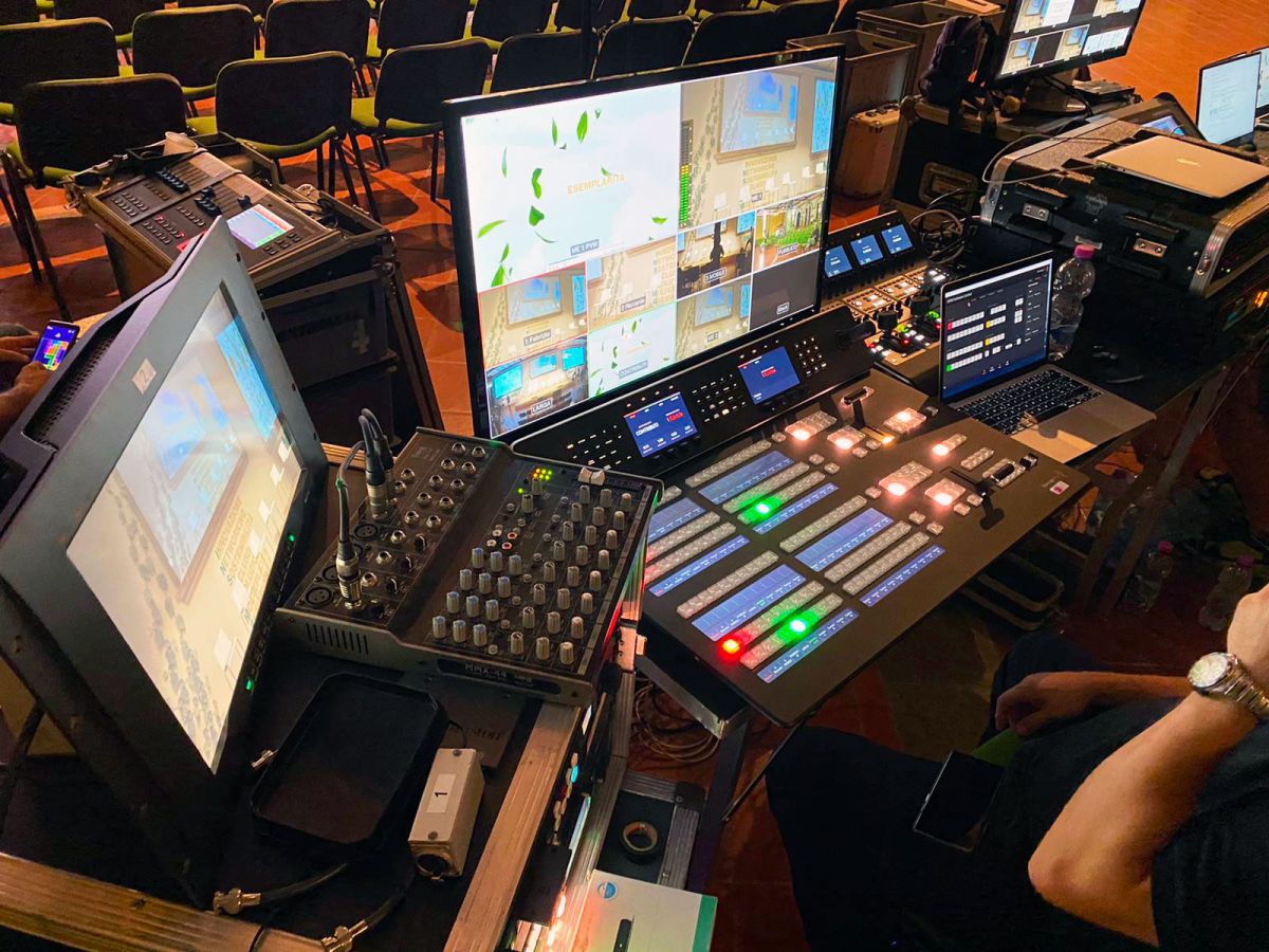 REGIA VIDEO TRI-CAMERA BROADCAST HD e ULTRA HD